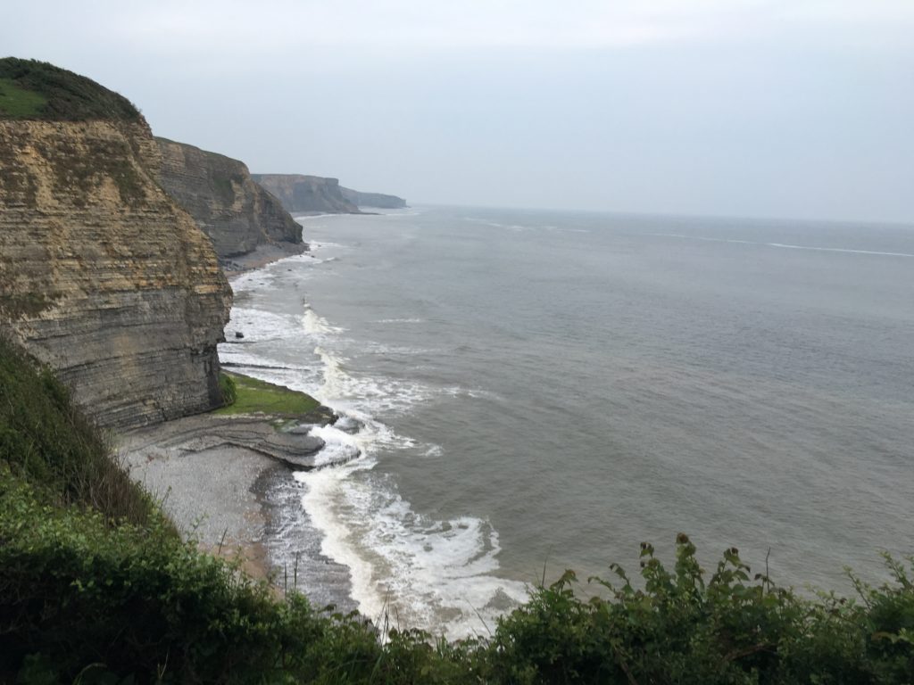 Limestone and shale cliffs at Dunraven Bay