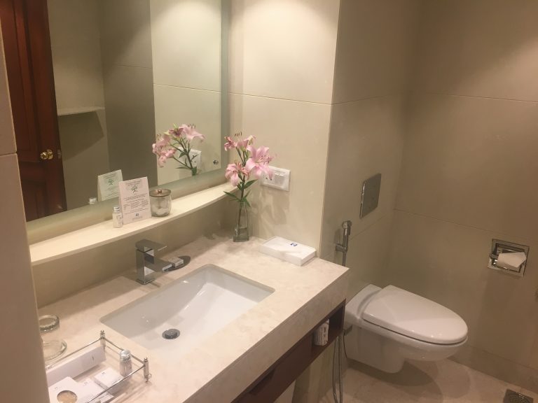 Bathroom at Jaypee Palace Hotel, Agra