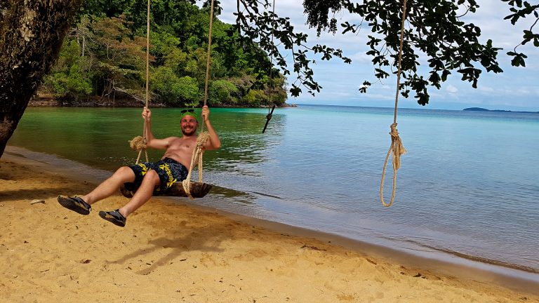 Rope-swing-best-beaches-in-thailand