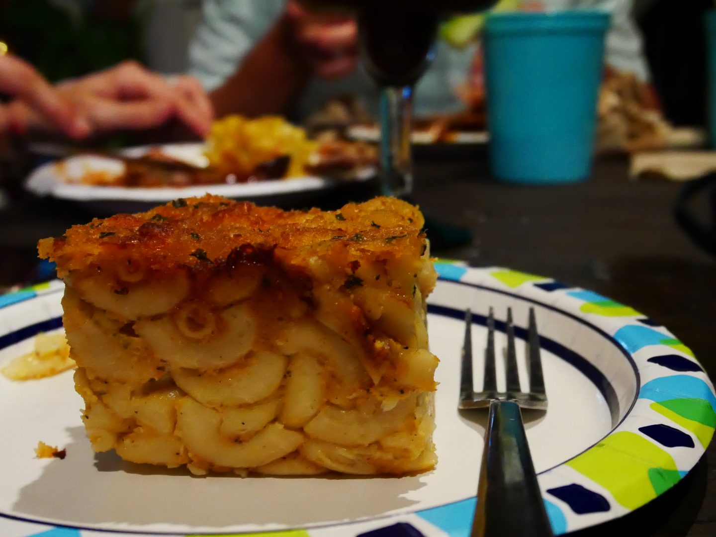 Mac n' cheese pie