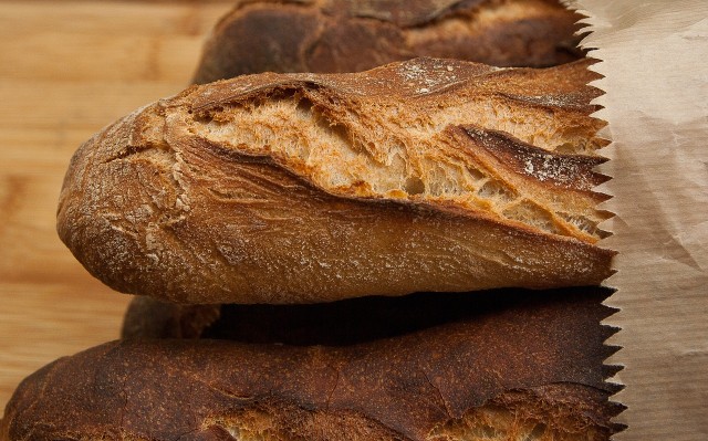 French baguettes - one of the best things to eat in Paris