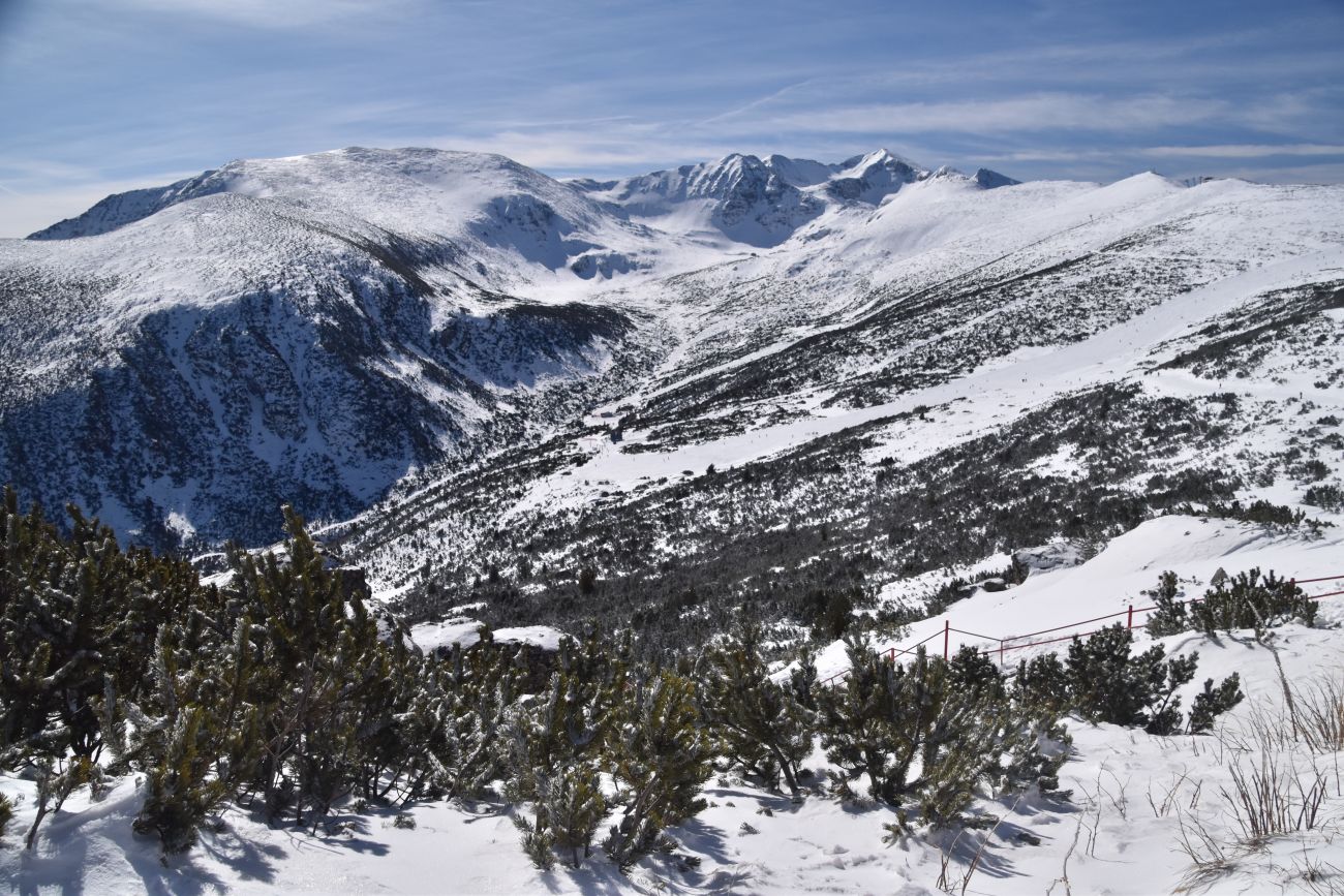 Borovets in Bulgaria, Eastern Europe is an excellent option as far as winter ski-ing destinations are concerned.