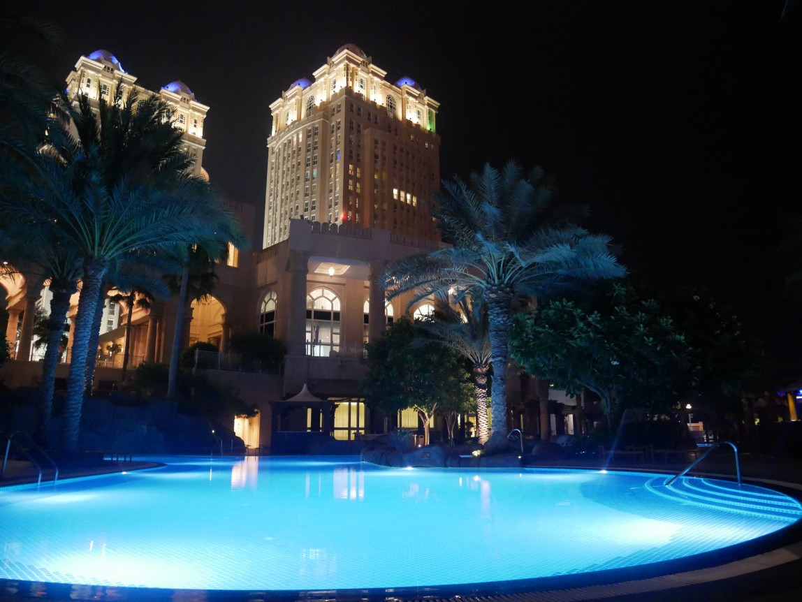 Swimming pool at Four Seasons Doha