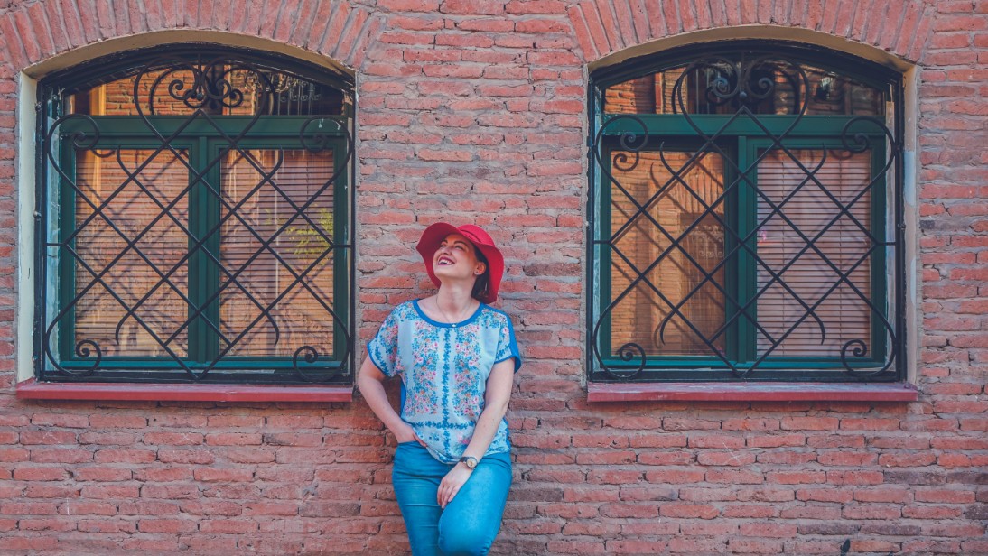 Baia Dzagnidze, blogger at Red Fedora Diary