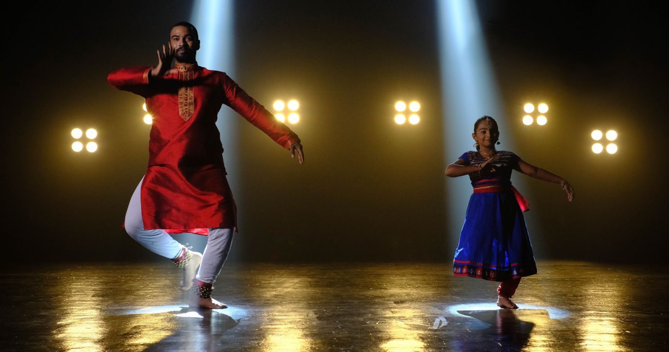 Indian Divali dancers