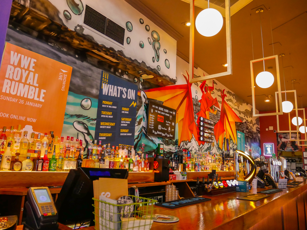 The bar at Gassy's